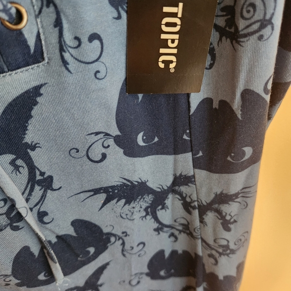 NWT Hot Topic Mighty Fine Toothless How To Train Your Dragon Skater Dress Sz S - Picture 6 of 6